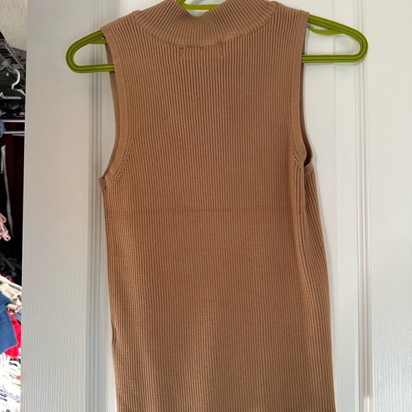 Heartloom sleeveless tank - Picture 2 of 2